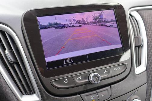 Summit White 2023 Chevrolet Malibu LT