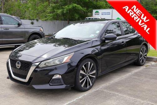 Super Black Clearcoat 2021 Nissan Altima 2.5 SR