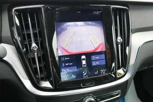 2019 Volvo S60 T6 R-Design