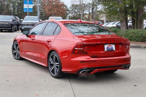 2019 Volvo S60 T6 R-Design