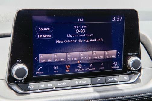 Deep Ocean Blue 2025 Nissan Rogue SV