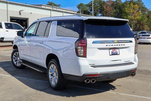 2023 Chevrolet Suburban Premier