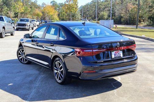 2025 Volkswagen Jetta 1.5T SE