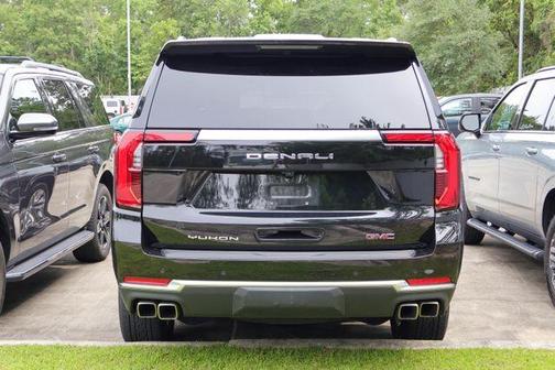Onyx Black 2025 GMC Yukon Denali
