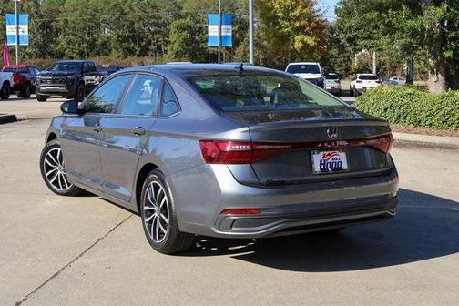 2025 Volkswagen Jetta 1.5T SE