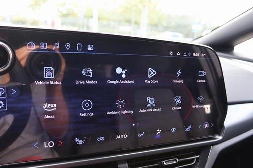2024 Chevrolet Equinox EV RS