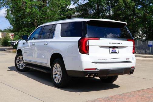 Summit White 2025 GMC Yukon XL Denali