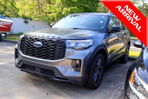 Gray Metallic 2025 Ford Explorer ST-Line
