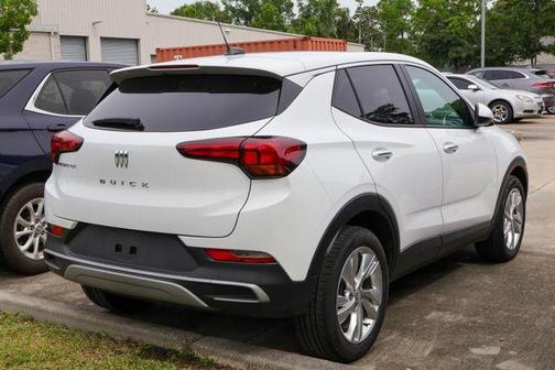 Summit White 2025 Buick Encore GX Preferred