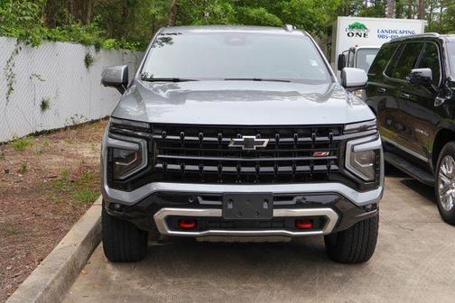 Sterling Gray Metallic 2025 Chevrolet Suburban Z71
