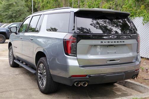 Sterling Gray Metallic 2025 Chevrolet Suburban Z71