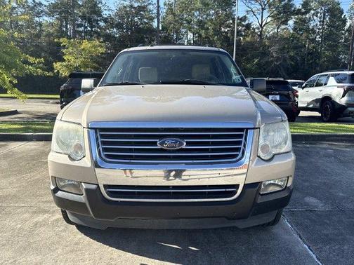 Tan 2006 Ford Explorer XLT