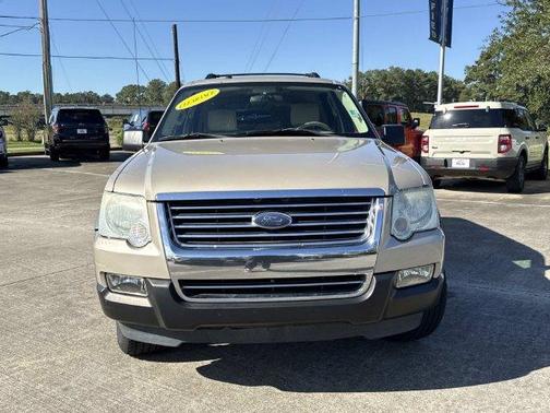 Tan 2006 Ford Explorer XLT