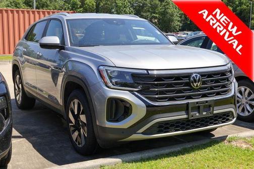 Silver Mist Metallic 2025 Volkswagen Atlas Cross Sport 2.0T SE w/Technology