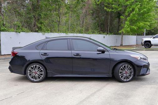 Aurora Black Pearl 2022 Kia Forte GT