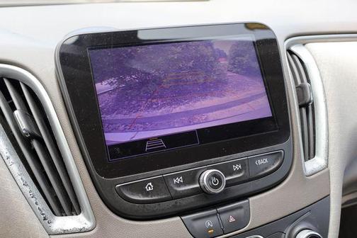 Mineral Gray Metallic 2022 Chevrolet Malibu LT