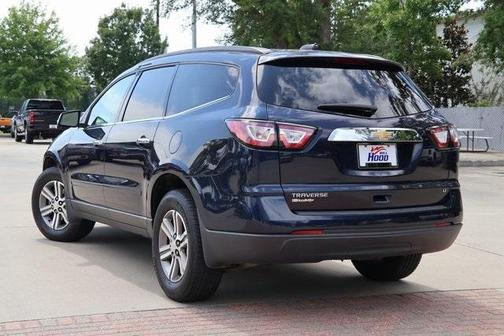 2017 Chevrolet Traverse 2LT
