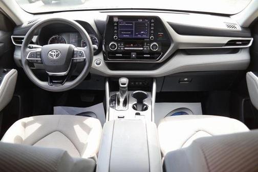 2021 Toyota Highlander L
