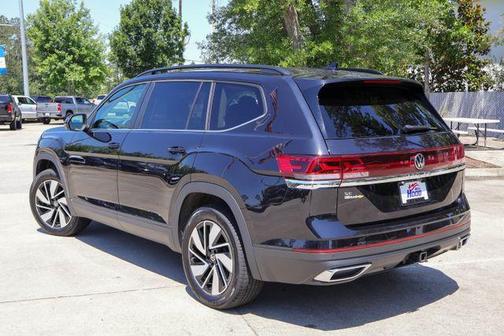 Deep Black Pearl Effect 2025 Volkswagen Atlas 2.0T SE w/Technology