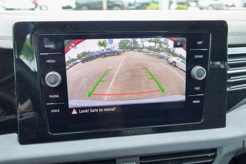 Platinum Gray Metallic 2025 Volkswagen Jetta 1.5T SE
