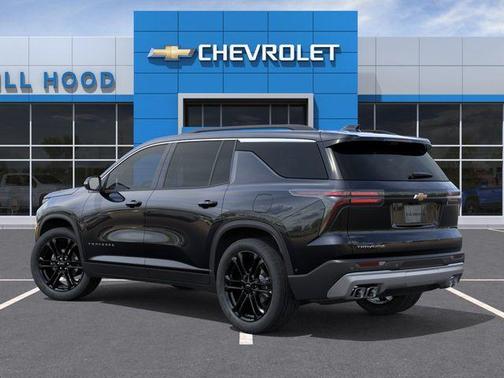 Mosaic Black Metallic 2026 Chevrolet Traverse LT