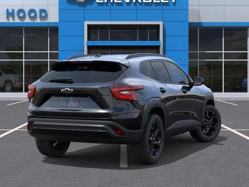 Mosaic Black Metallic 2026 Chevrolet Trax LT
