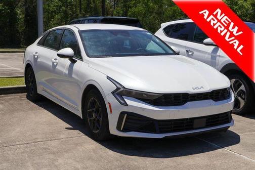 Snow White Pearl 2025 Kia K5 LXS