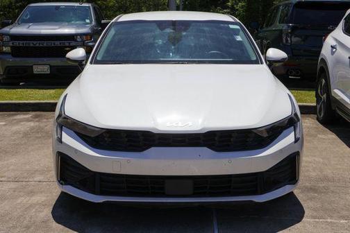 Snow White Pearl 2025 Kia K5 LXS