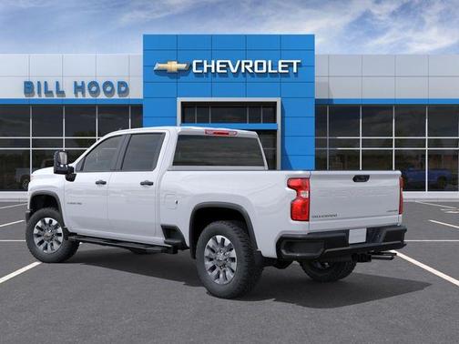 Summit White 2026 Chevrolet Silverado 2500 Custom