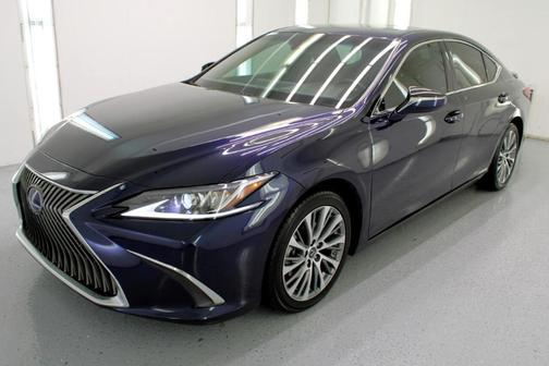 2021 Lexus ES 300h Premium