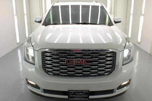 White 2018 GMC Yukon XL Denali