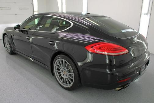 2014 Porsche Panamera S