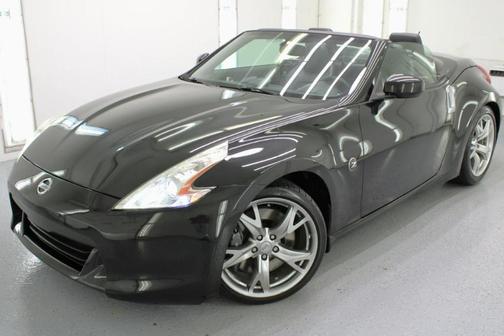 Magnetic Black Metallic 2010 Nissan 370Z Touring