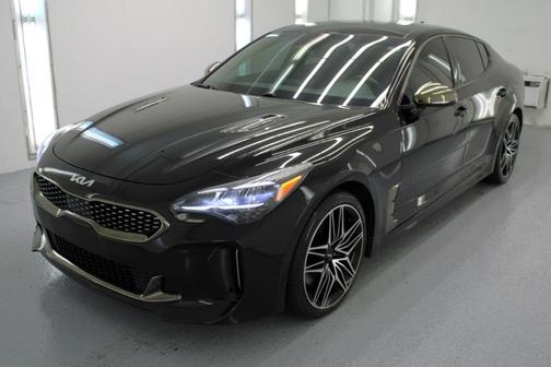 2022 Kia Stinger GT1