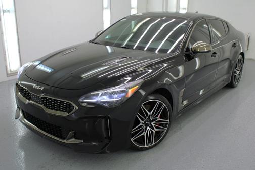 2022 Kia Stinger GT1