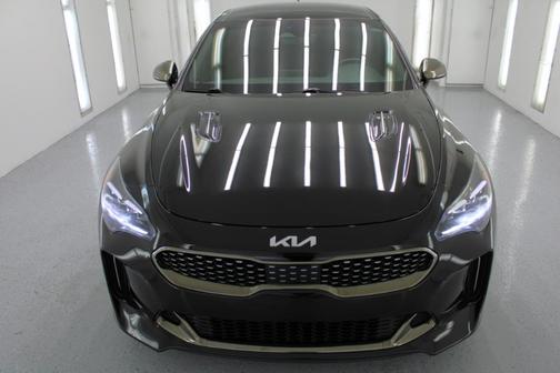 2022 Kia Stinger GT1