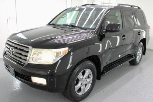 Black 2009 Toyota Land Cruiser V8