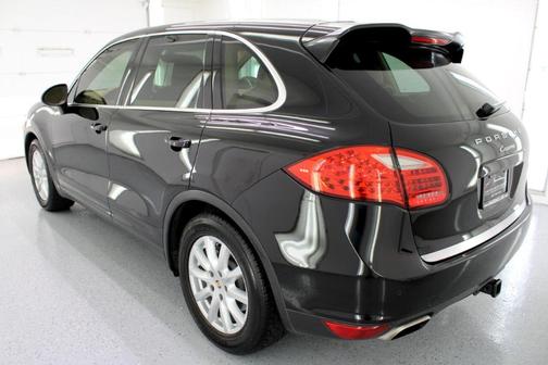 2012 Porsche Cayenne Base