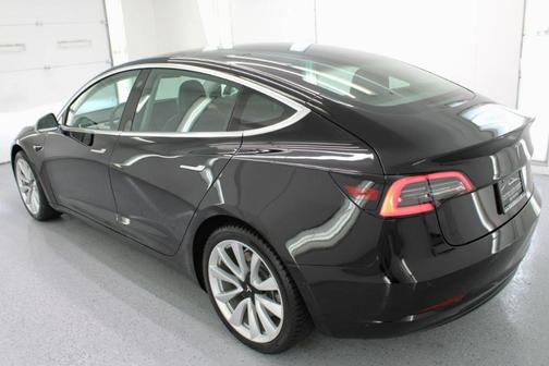 Black 2019 Tesla Model 3 Standard Range Plus