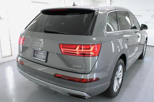 2017 Audi Q7 3.0T Premium Plus