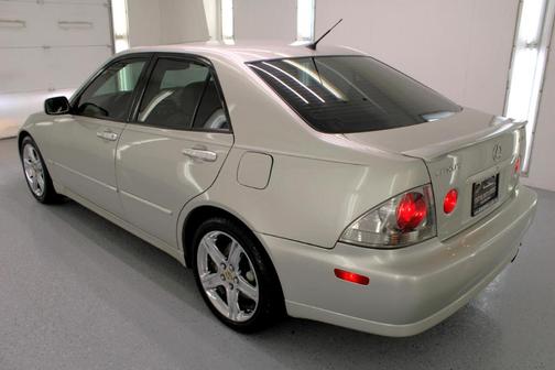 2003 Lexus IS 300 Base