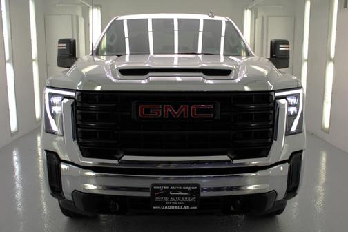 2024 GMC Sierra 2500 Pro