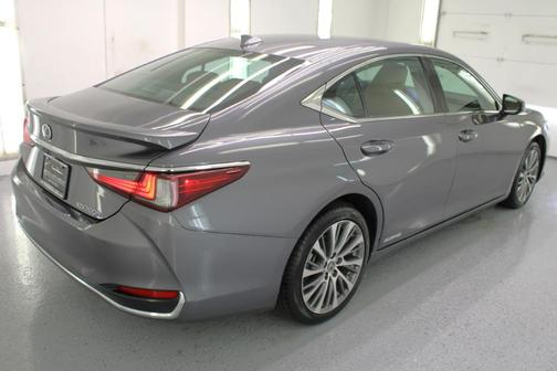 2021 Lexus ES 300h ES 300h