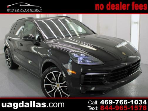 Black 2019 Porsche Cayenne Base