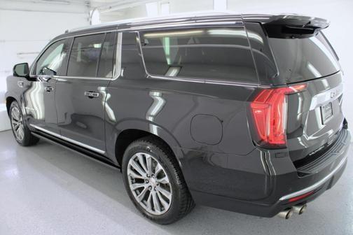 Black 2021 GMC Yukon XL Denali