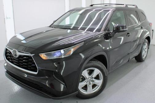 Black 2021 Toyota Highlander L