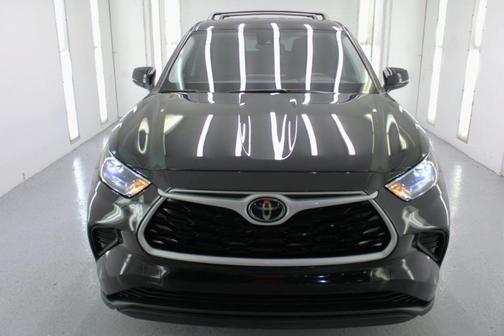 Black 2021 Toyota Highlander L