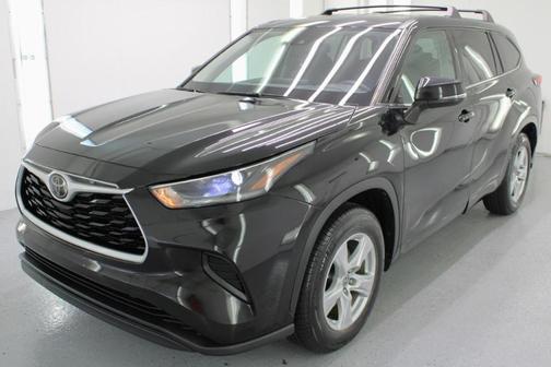 Black 2021 Toyota Highlander L