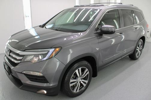 Gray 2017 Honda Pilot EX-L