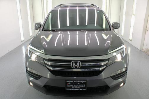 Gray 2017 Honda Pilot EX-L